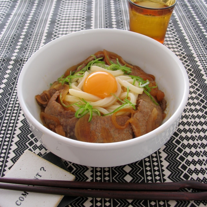 スタミナ焼肉うどん